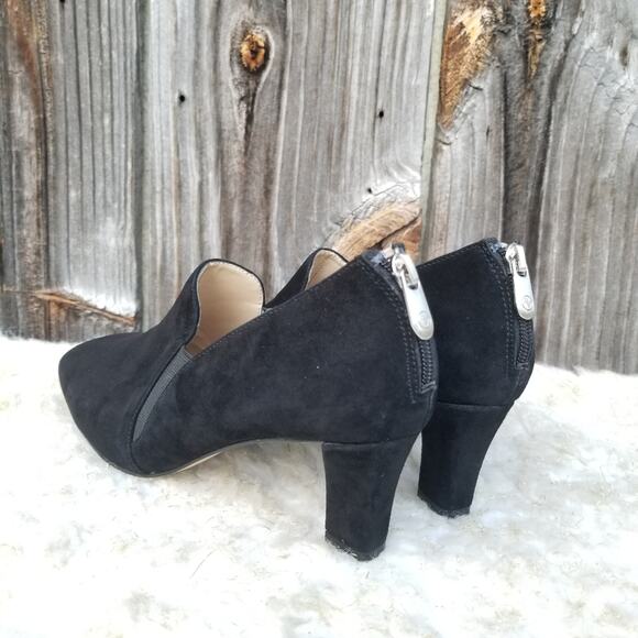 Square Toe Pumps Adrienne Vittadini Lave Size 8.5 Black Suede Leather Pilgrim - Picture 5 of 15